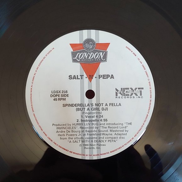 VINTAGE, 1988 SALT N PEPA SHAKE YOUR THANG 12" E.P - Picture 4 of 5